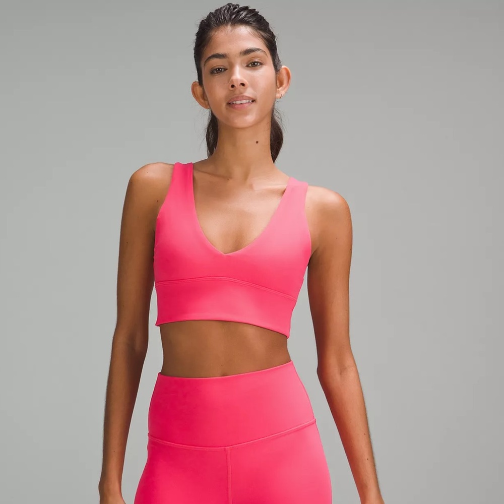 NWT Lululemon Align V-Neck Bra Light Support, A/B Cup - Picture 2 of 11